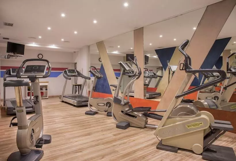 ホテル Alpenland St Johann