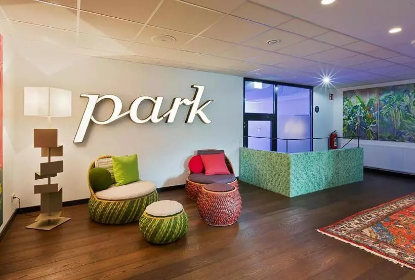 Отель At The Park