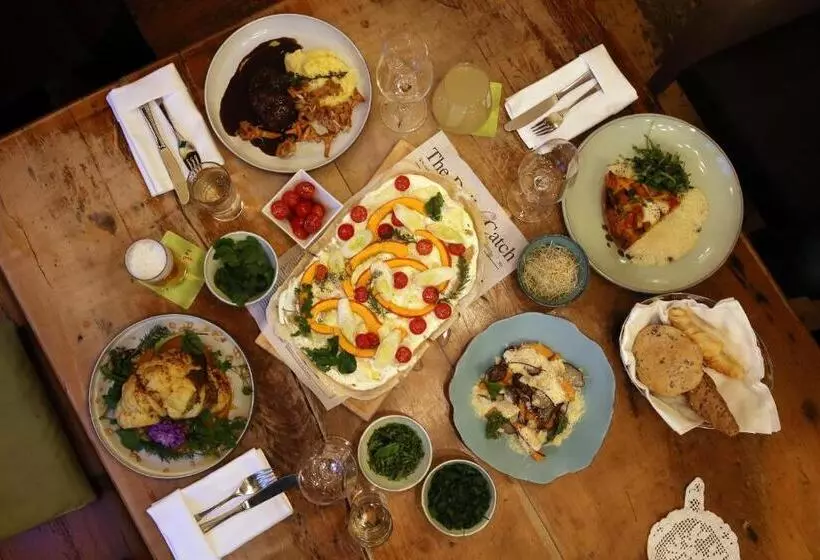 Отель Babenbergerhof