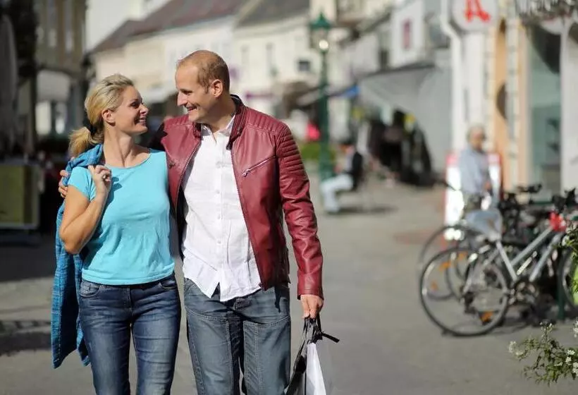 Отель Babenbergerhof