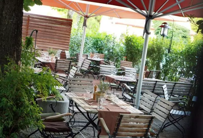 Отель Babenbergerhof