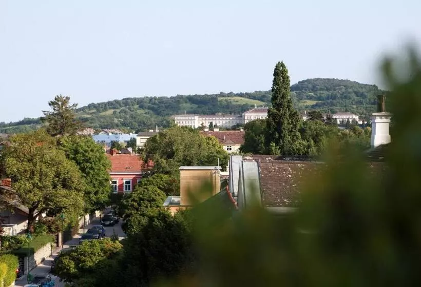 Отель Babenbergerhof