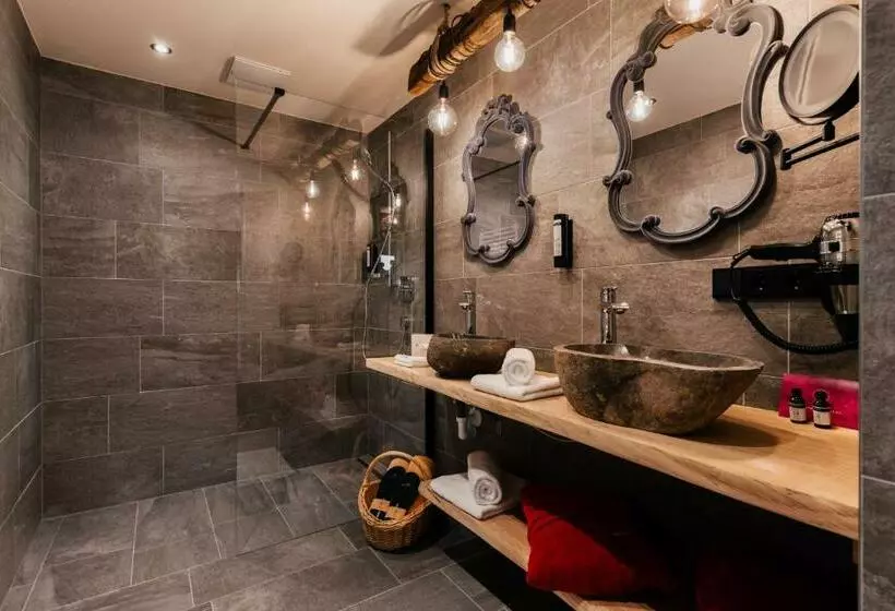 Dorfhotel Glücksschmiede