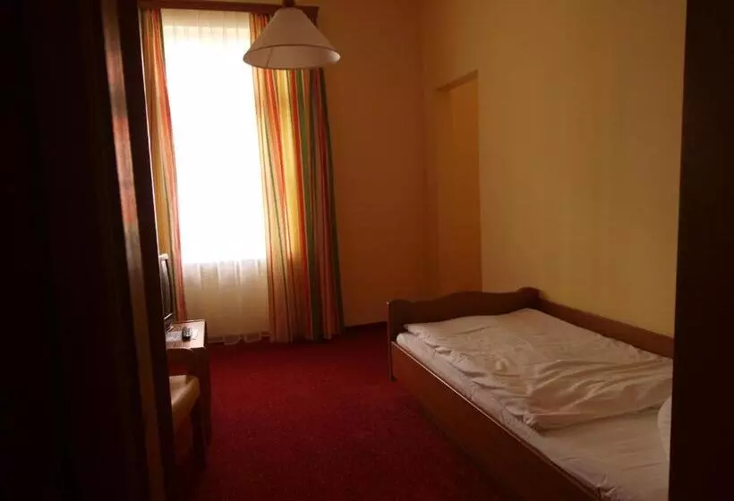 בית מלון כפרי Drei Hasen