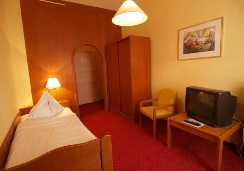 בית מלון כפרי Drei Hasen