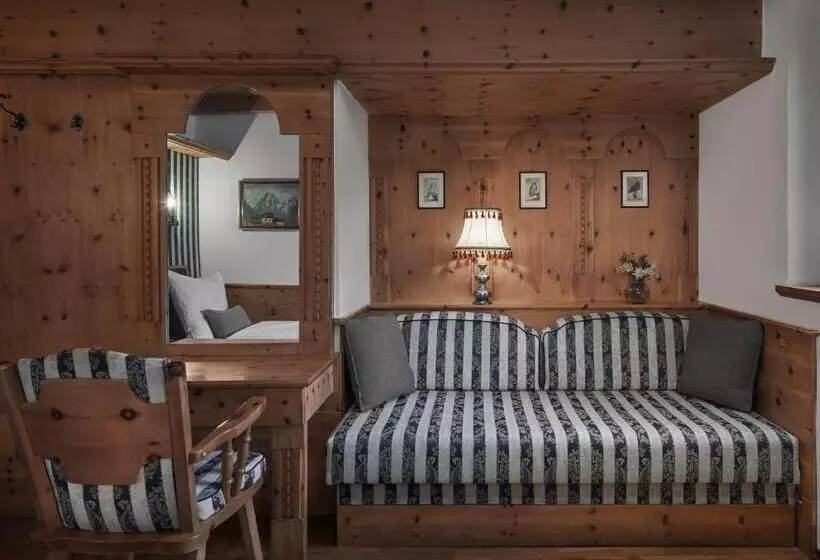 هتل Goldener Greif