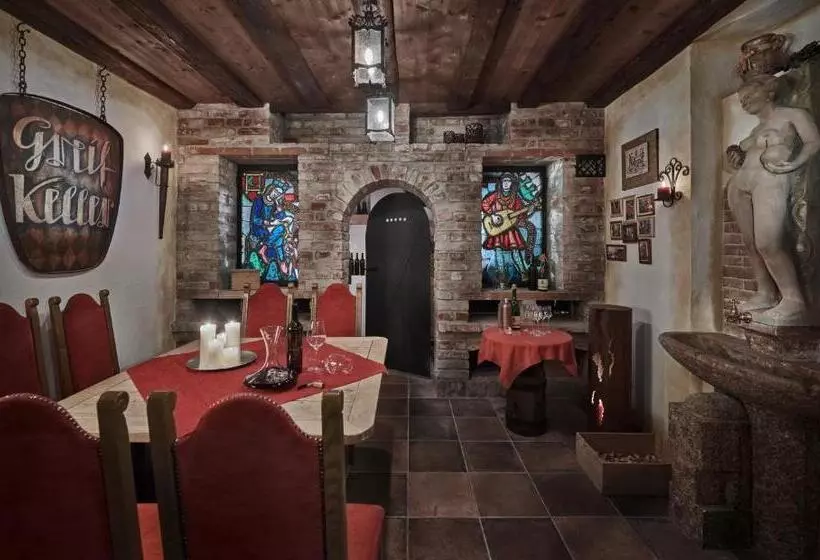 هتل Goldener Greif