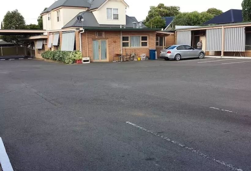 ホテル Jasper Motor Inn