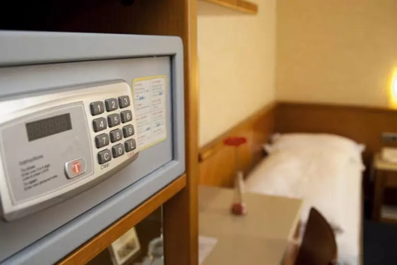 호텔 Neue Post I Self Check In