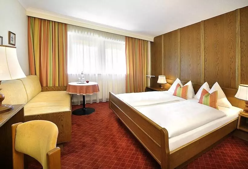 Отель St.hubertus