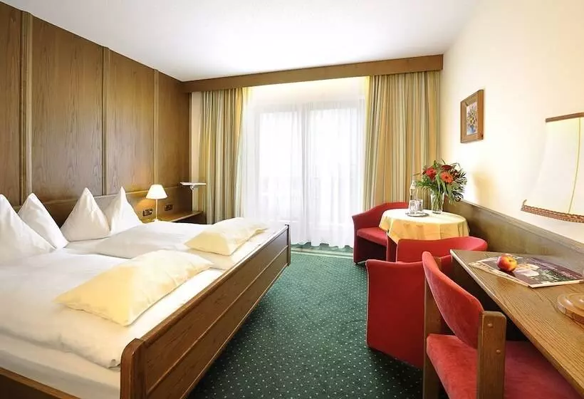 Отель St.hubertus