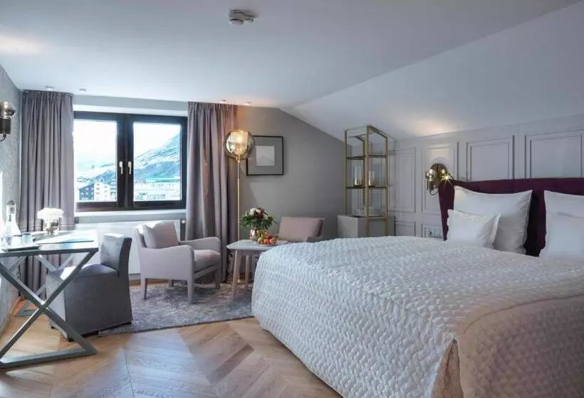 Отель Zürserhof