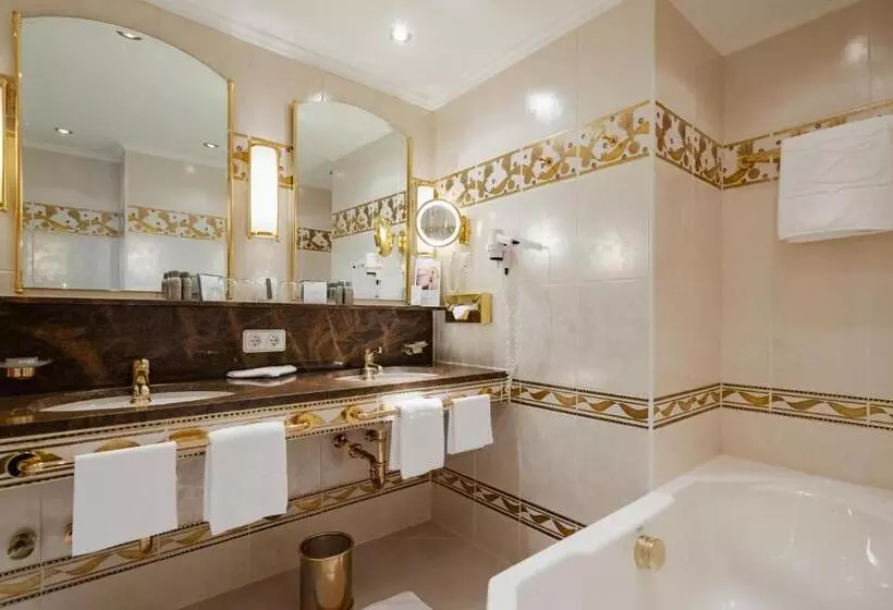 Отель Zürserhof