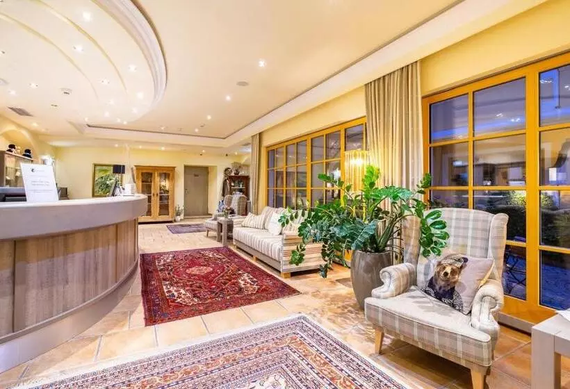 Отель Zum Schwarzen Bären