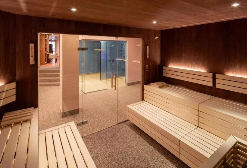 Отель Zum Schwarzen Bären