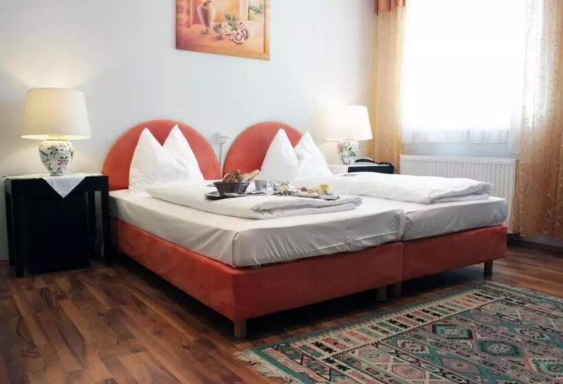 Stadthotel Restaurant Auerhahn