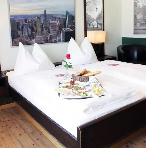 Stadthotel Restaurant Auerhahn