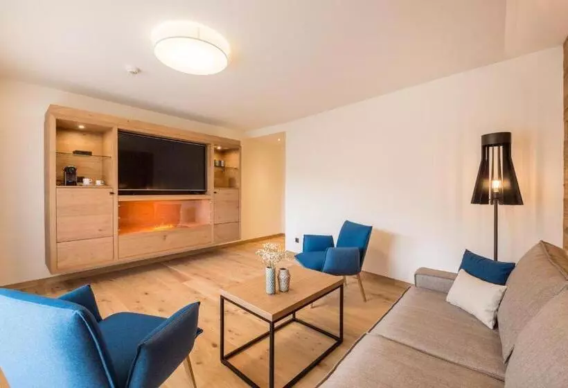 Superior Hotel Alpenhof