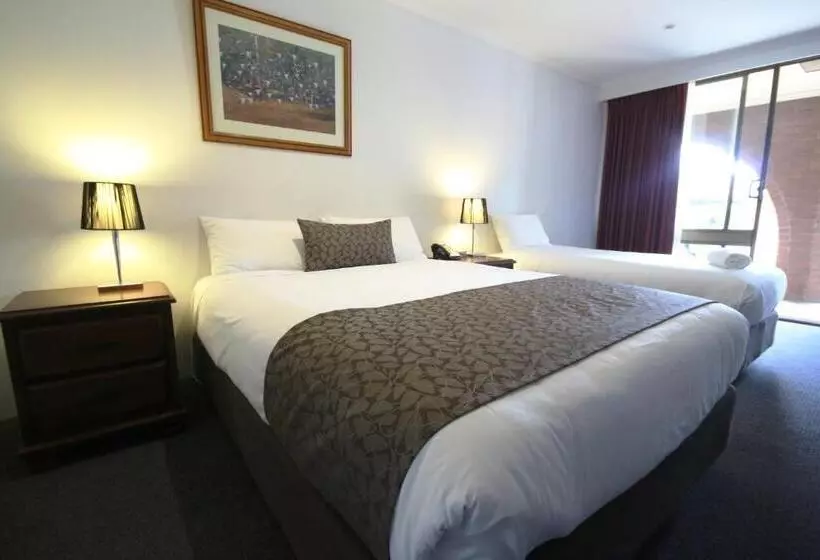 酒店 Bell Tower Inn