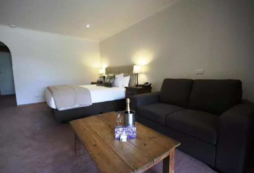 酒店 Bell Tower Inn