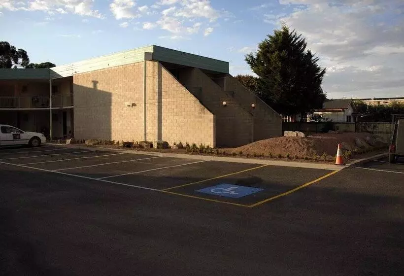 בית מלון כפרי Bendigo Motor Inn