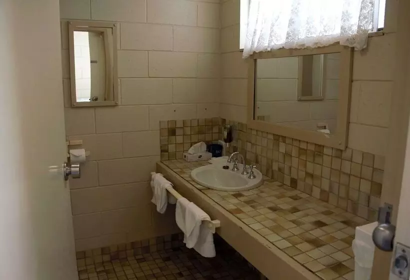 בית מלון כפרי Bendigo Motor Inn