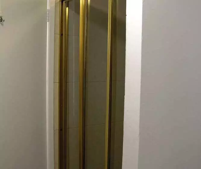 בית מלון כפרי Bendigo Motor Inn