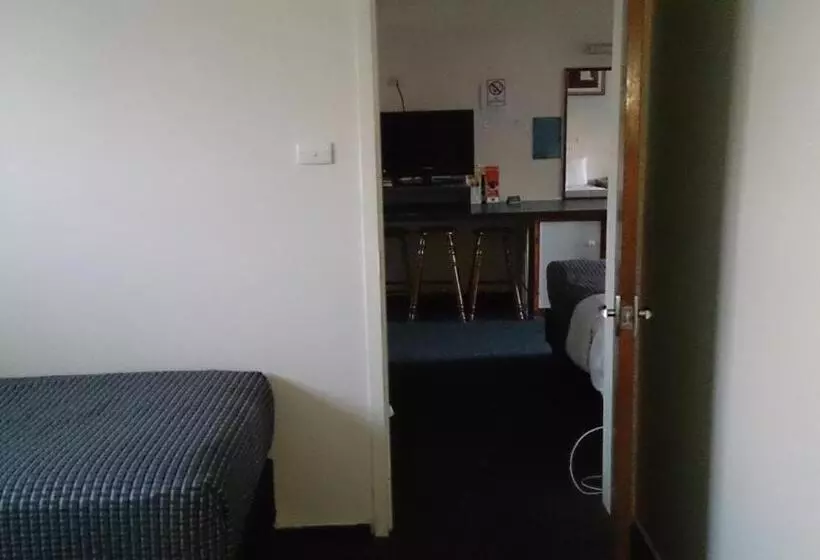 ホテル Budget On The Lake