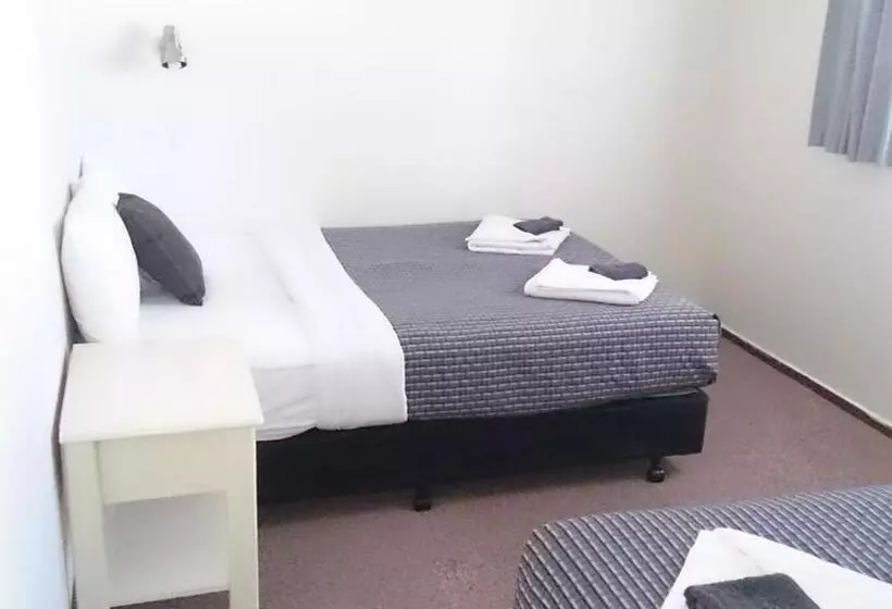 ホテル Budget On The Lake