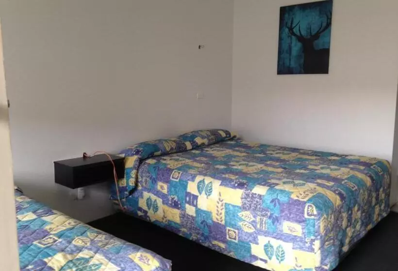 בית מלון כפרי Casino Motor Inn