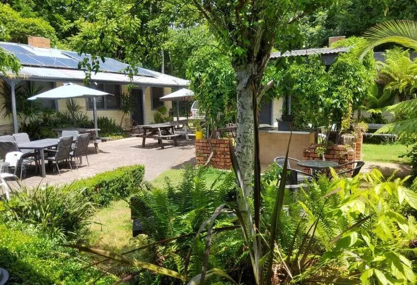 בית מלון כפרי Coach House Inn