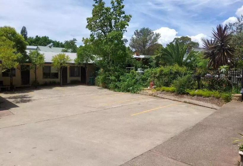 בית מלון כפרי Coach House Inn