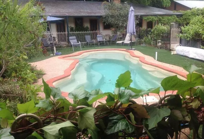 בית מלון כפרי Coach House Inn