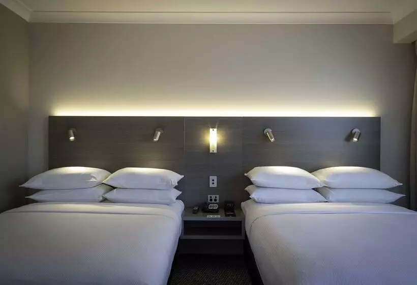 Doubletree By Hilton Hotel Cairns