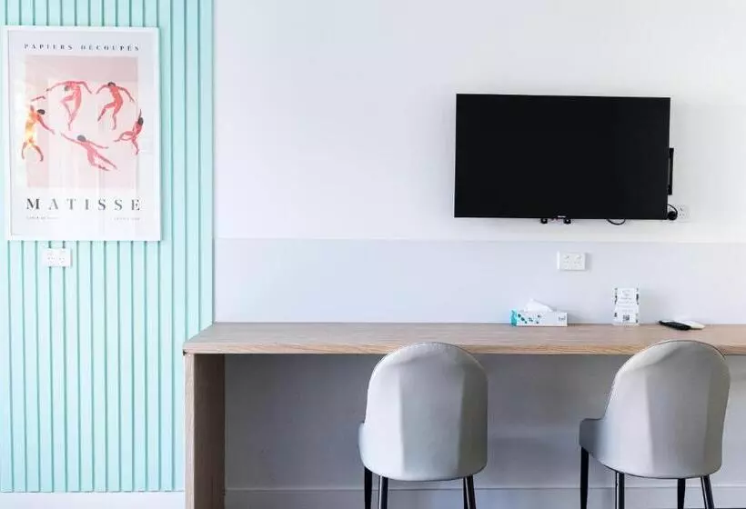 Отель Gosford Palms Motor Inn