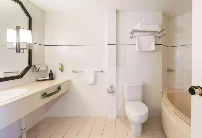 Otel Ramada Diplomat Canberra