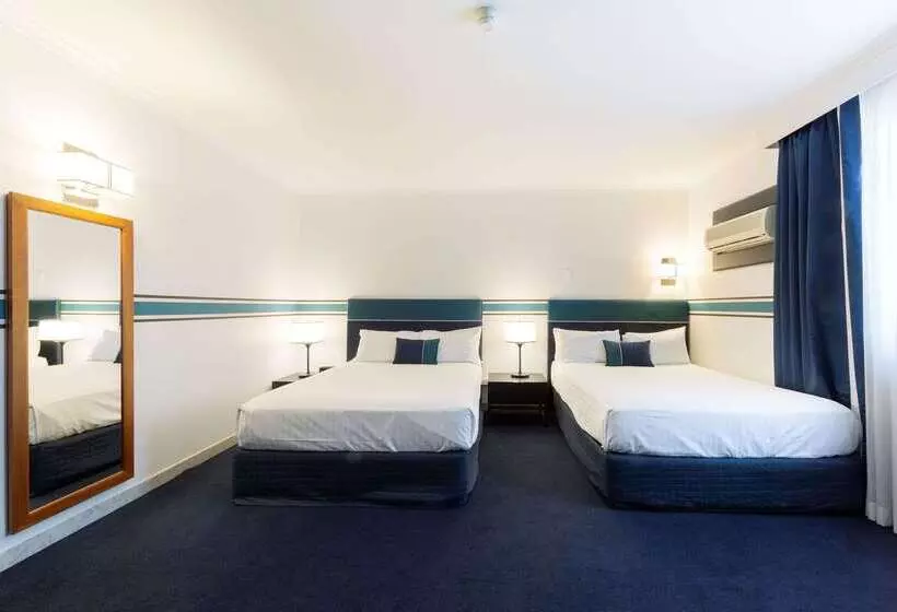 Otel Ramada Diplomat Canberra