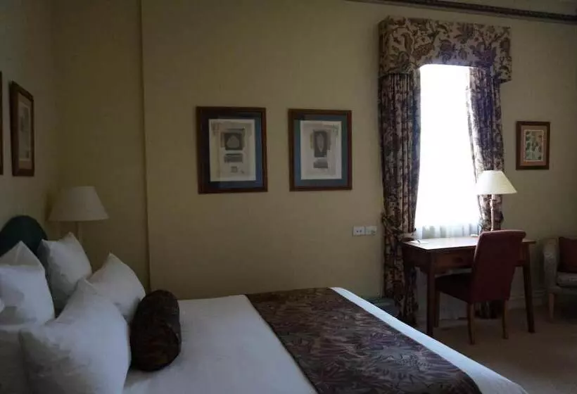 בית מלון כפרי Royal Exchange