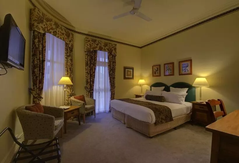 בית מלון כפרי Royal Exchange