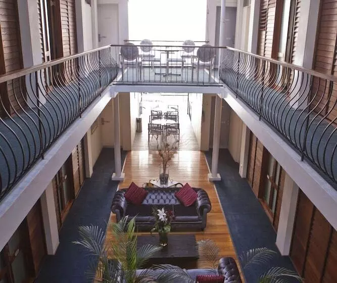 Hotel Savoy Double Bay