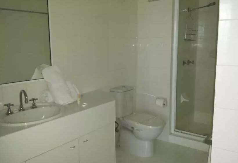 Kirribilli Riverfront Apartments