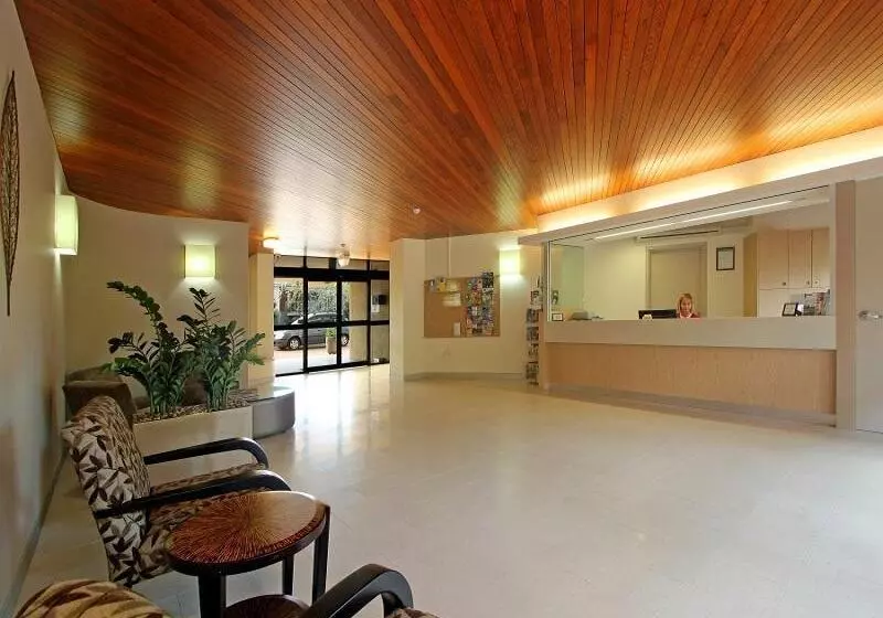 Kirribilli Riverfront Apartments