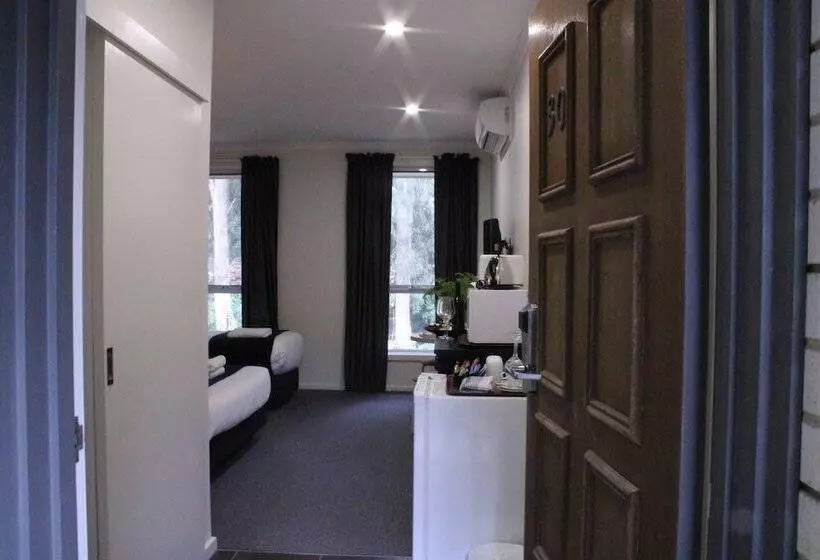 فندق على الطريق Prom Country Lodge