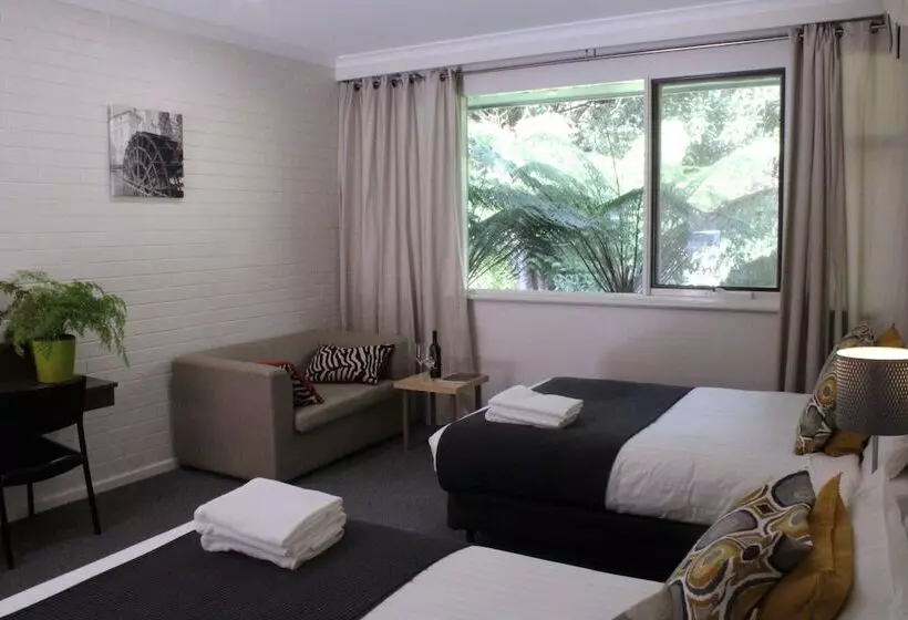 فندق على الطريق Prom Country Lodge