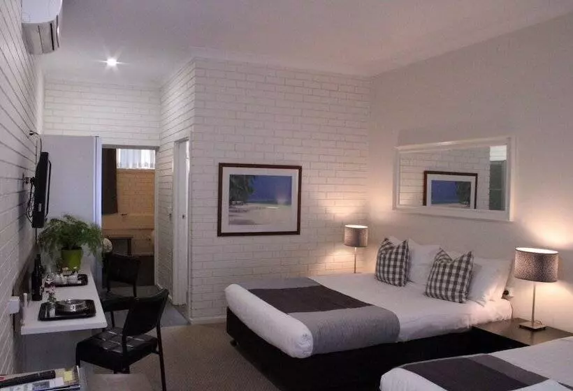 فندق على الطريق Prom Country Lodge