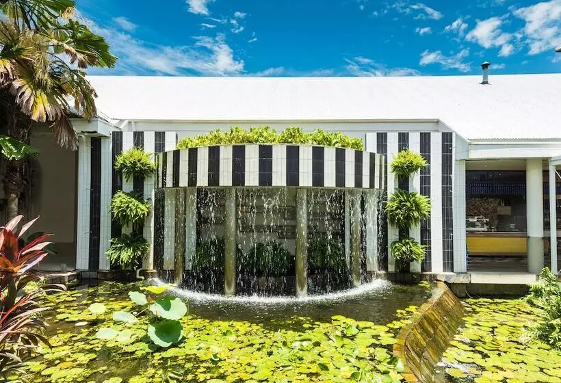 Oaks Port Douglas Resort