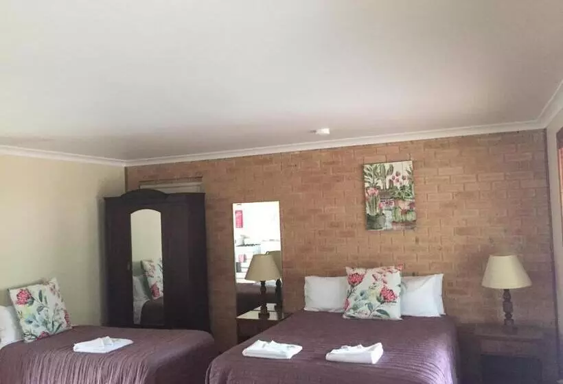 Travellers Rest Motel