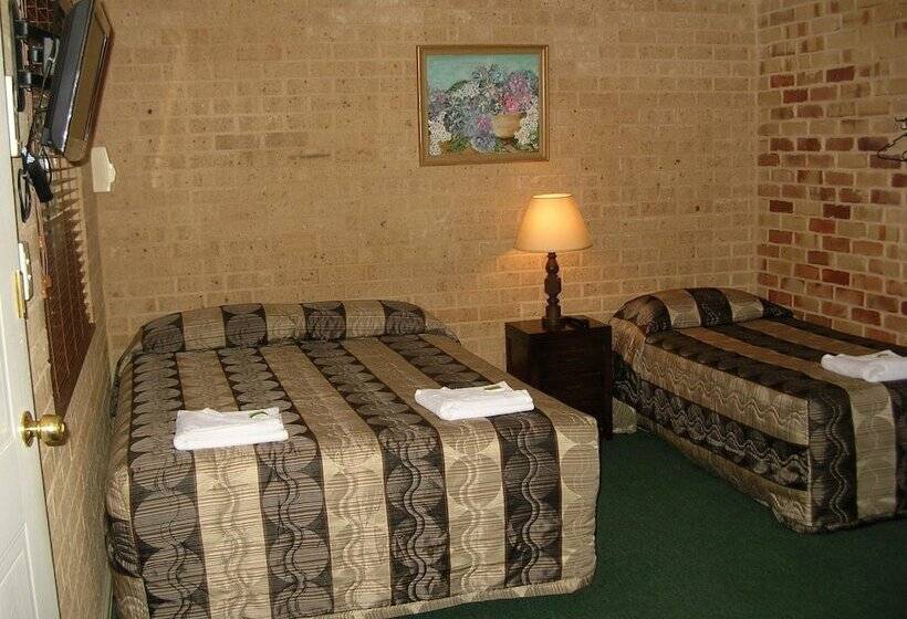 Travellers Rest Motel