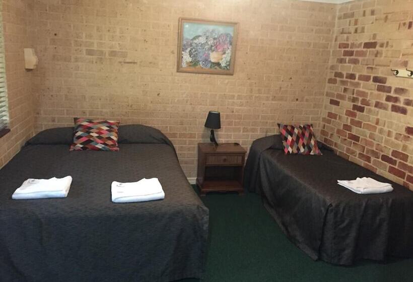 Travellers Rest Motel