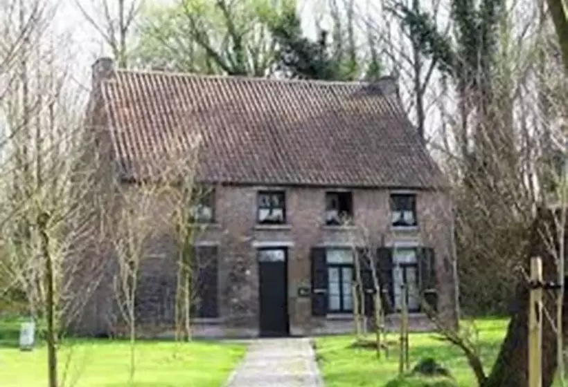 & Aparthotel Casteau Resort Mons Soignies